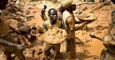 Gold Miners in Nigeria (Nigerian Mining)