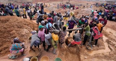 Miners in Jos (Nigerian Mining)