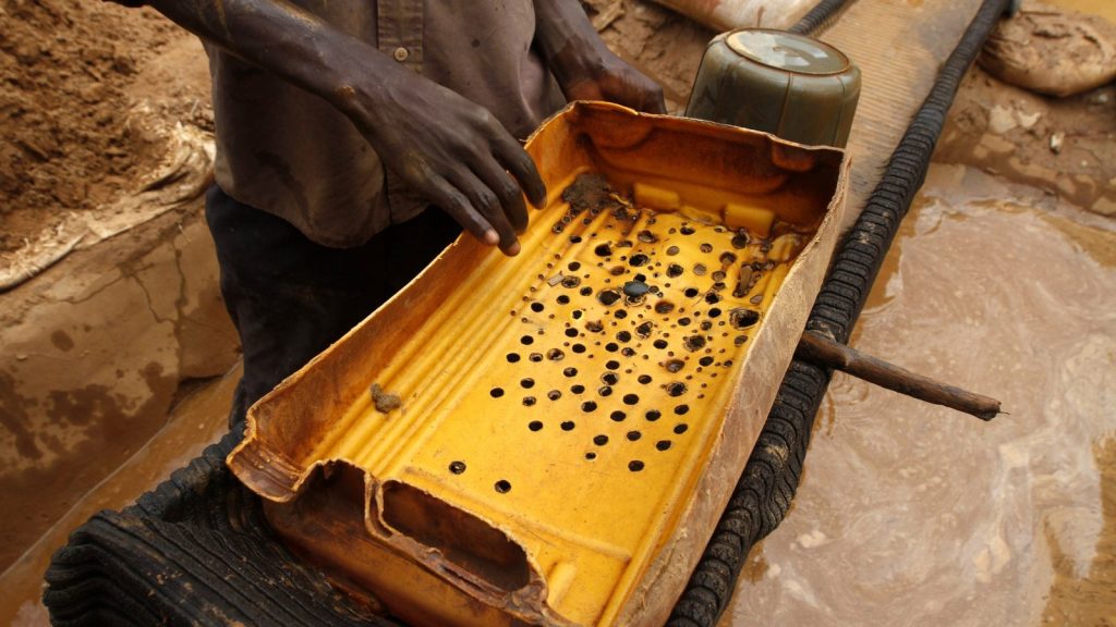 Gold mining (Nigerian Mining )