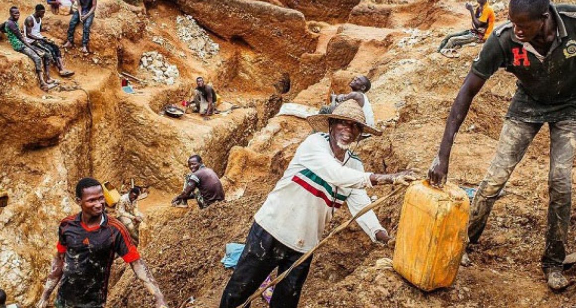 Artisanal Gold-Mining (Nigerian Mining)