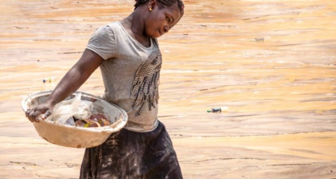 Female Artisanal miner at a Mining site. Image culled from a report on SGBV in Africa Mining sector