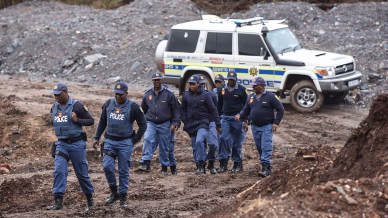 South Africa’s Cabinet Applauds Police Efforts in Tackling Illegal Mining