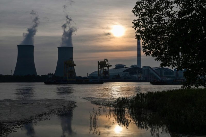 Global Coal Growth Slows, But China and India Fuel Demand, Says Report