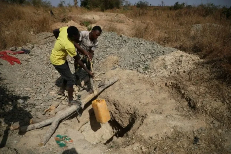 Gold-miners (Nigerian Mining)