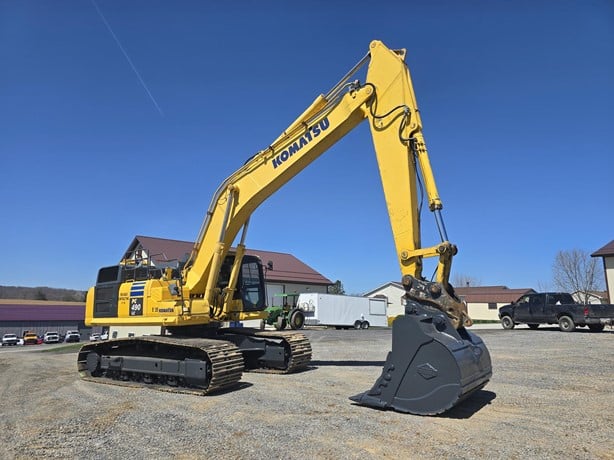 Komatsu PC110 tracked excavator